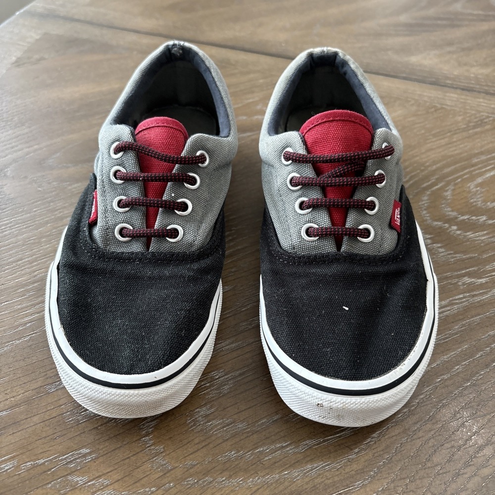 Vans Era Skate Shoes Black Grey Red Canvas Low Top Sneakers Mens 6 Womens 7.5